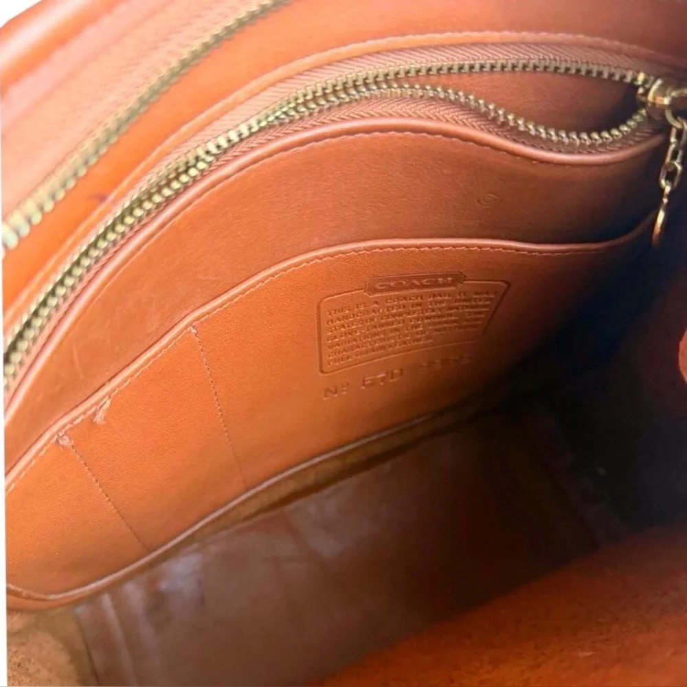 Vintage COACH Legacy Zip British Tan Glove-Tanned Leather Shoulder Bag 9966 COA
